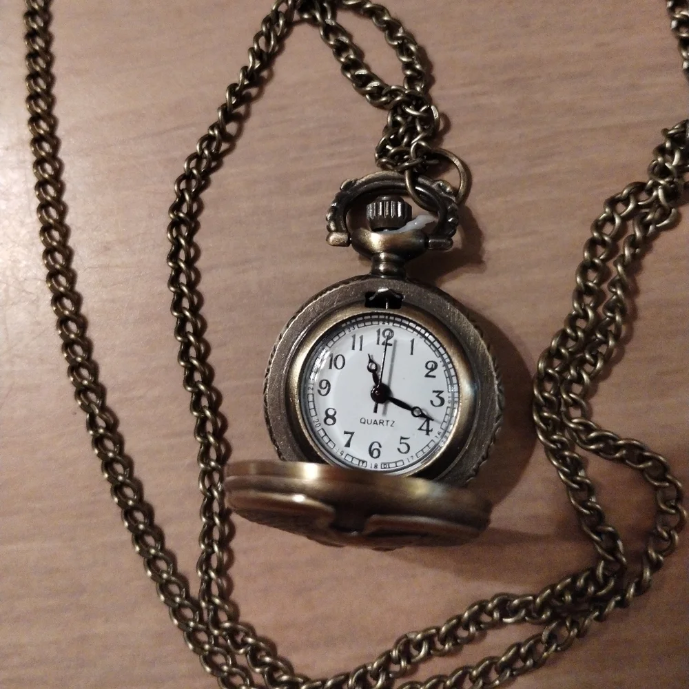 New Men's Vintage Style Mini Pocket Watch with Eagle Design